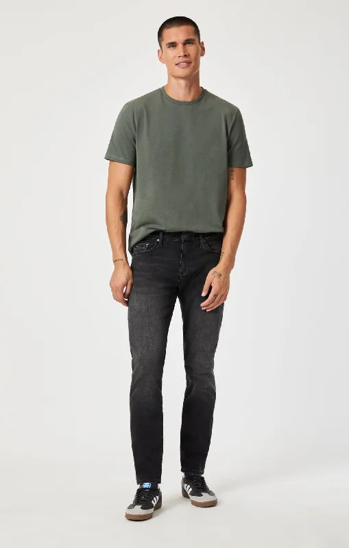 MARCUS SLIM STRAIGHT LEG IN GREY WILLIAMSBURG