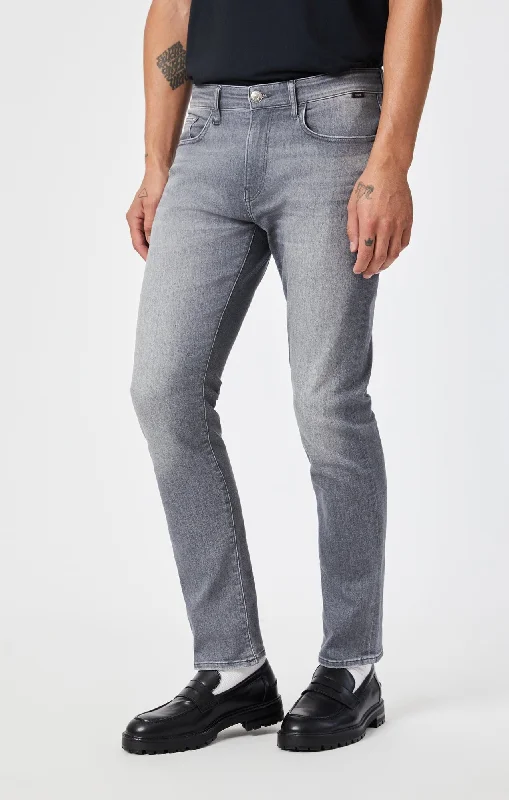 MARCUS SLIM STRAIGHT LEG IN MID GREY FEATHER BLUE