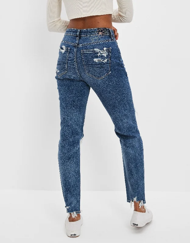 AE Strigid Ripped Mom Jean