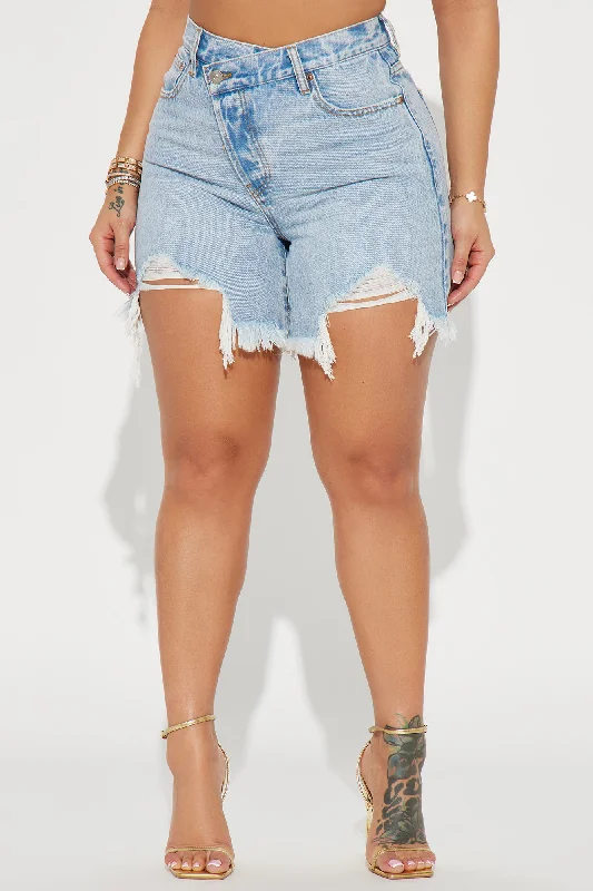 At A Glance Crossover Denim Shorts - Light Wash