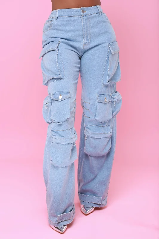 baggy-multi-pocket-long-cargo-pants-light-wash-denim