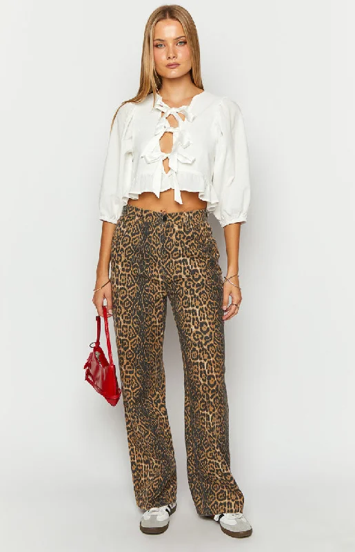 brunet-leopard-print-straight-leg-jeans