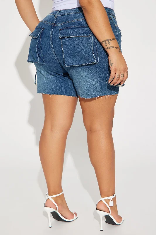 find-a-way-stretch-cargo-denim-shorts-dark-wash