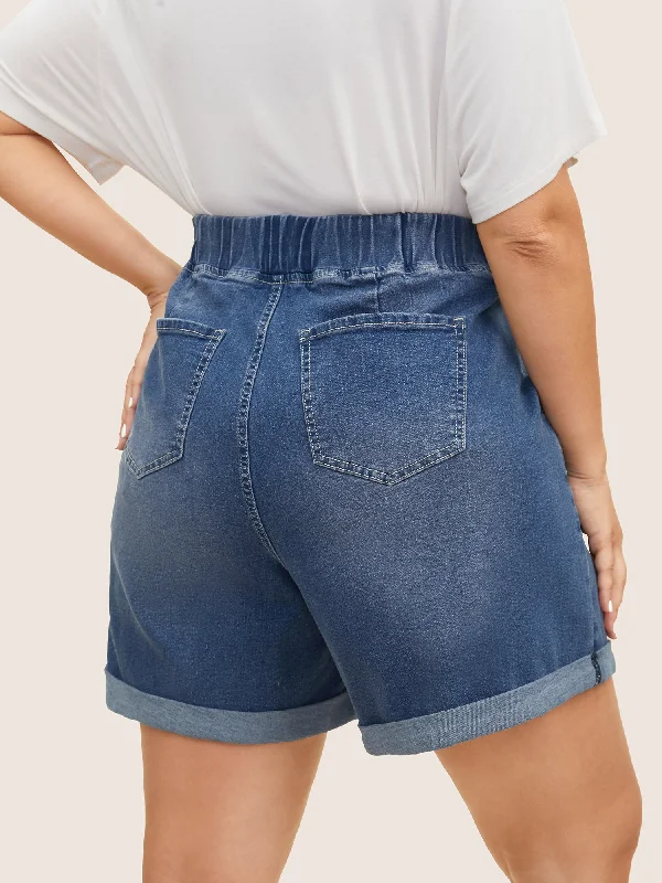 medium-wash-roll-hem-loose-denim-shorts