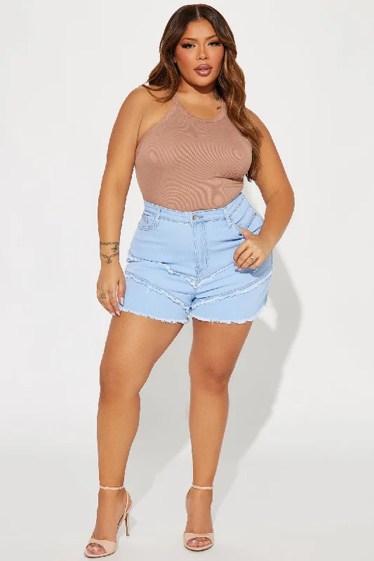 no-exceptions-fray-stretch-denim-shorts-light-wash