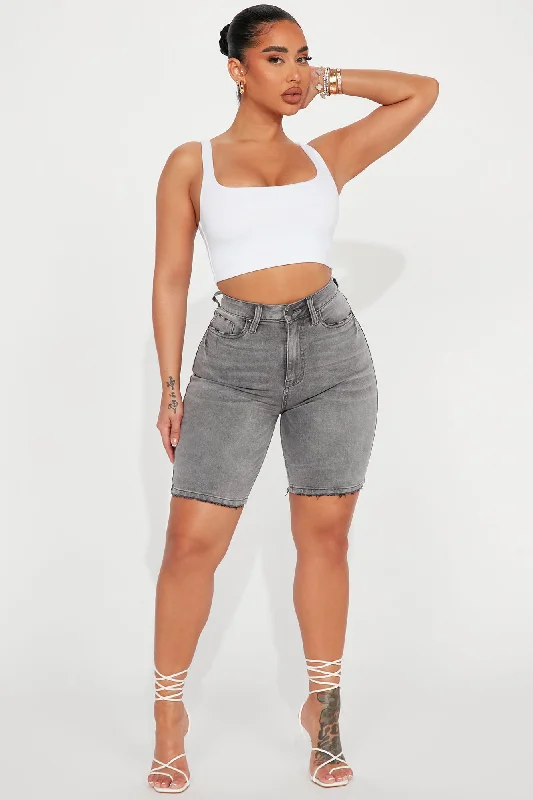 On The List Deluxe Stretch Bermuda Shorts - Grey