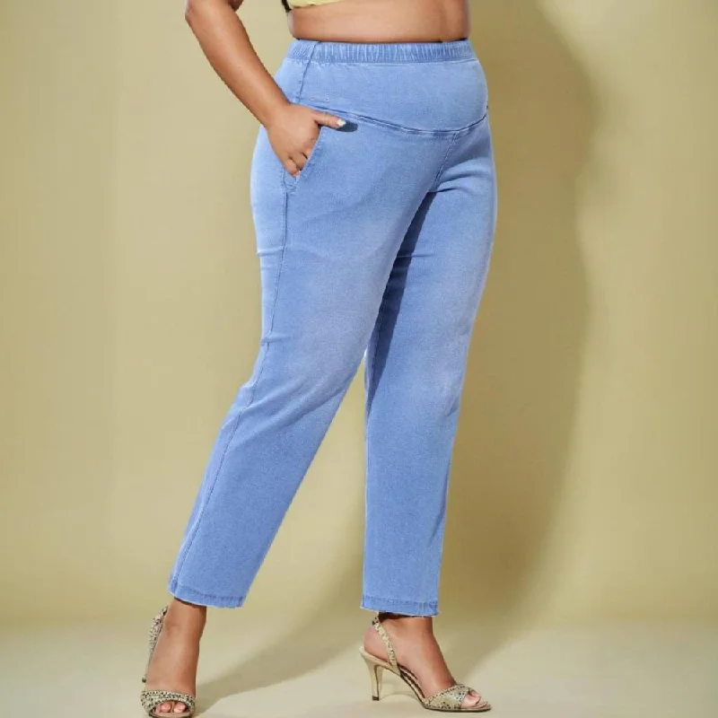 plus-size-blue-light-fade-straight-fit-jeans