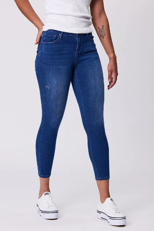 shine-on-label-sculpt-denim-cropped-jean-true-blue-wash