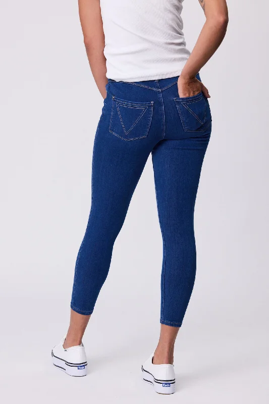 shine-on-label-sculpt-denim-cropped-jean-true-blue-wash