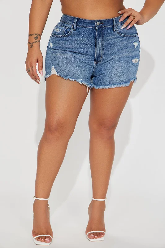 shoot-you-shot-hybrid-stretch-denim-shorts-medium-wash