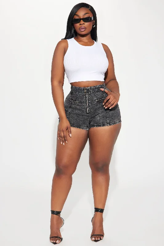 take-a-bow-belted-denim-shorts-acid-wash-black