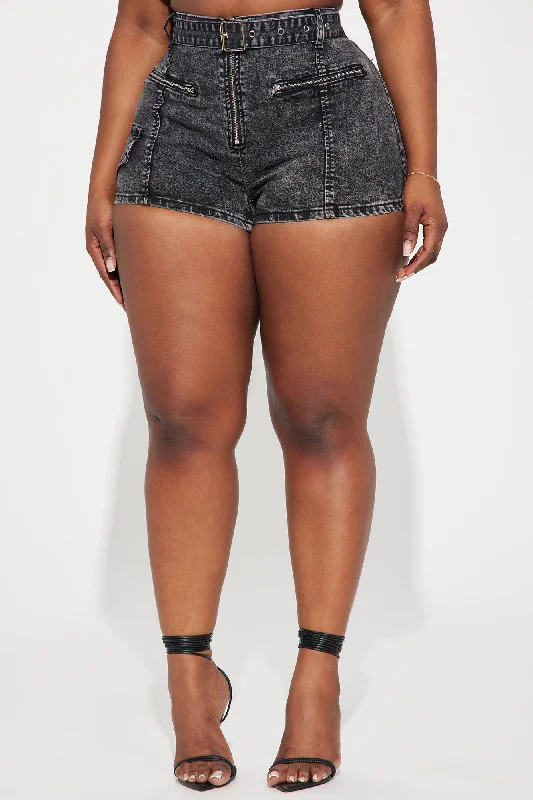 take-a-bow-belted-denim-shorts-acid-wash-black