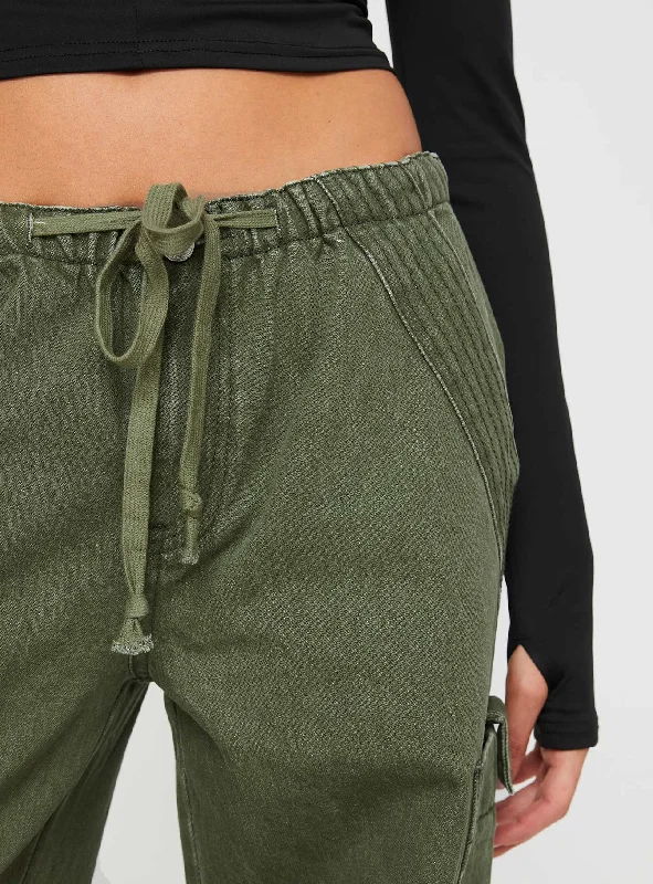 verlaine-low-rise-cargo-jeans-olive