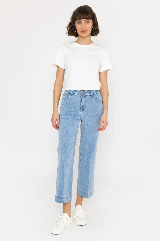 Windy Crop Blue Jeans